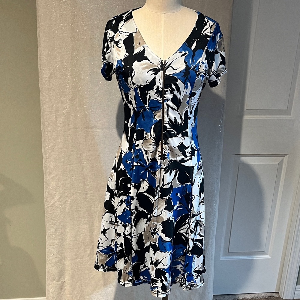Floral V-Neck Midi Dress in Blue, Black & White
